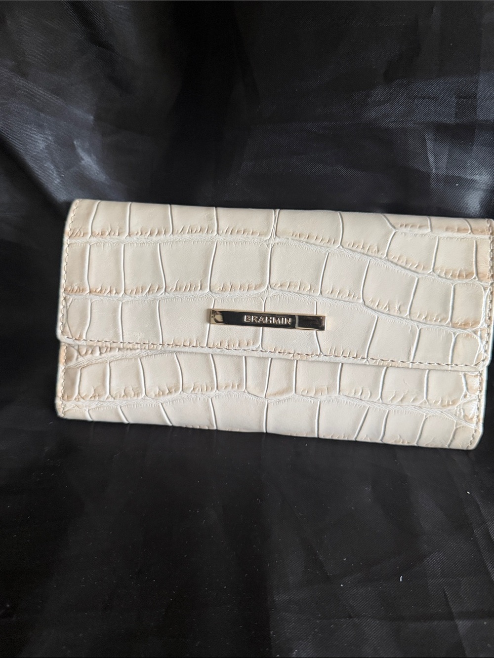 Brahmin Hillary Crossbody Bag & Cordelia Wallet in Cloud Dancer Pagoda NWT - Picture 11 of 12